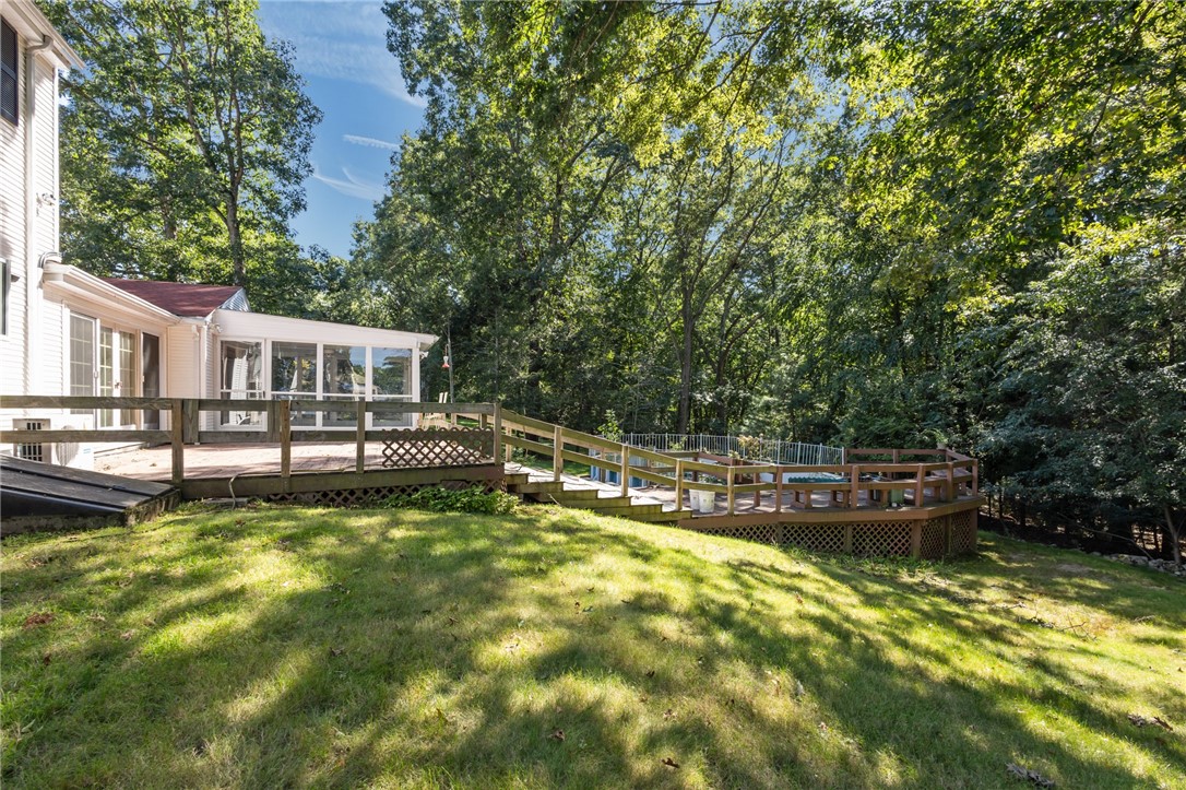 22 Carriage Drive