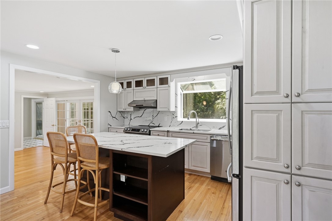 22 Carriage Drive