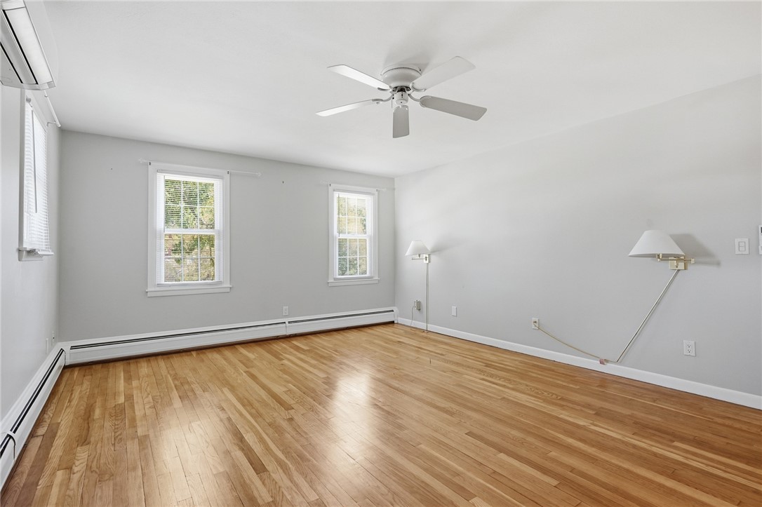 22 Carriage Drive
