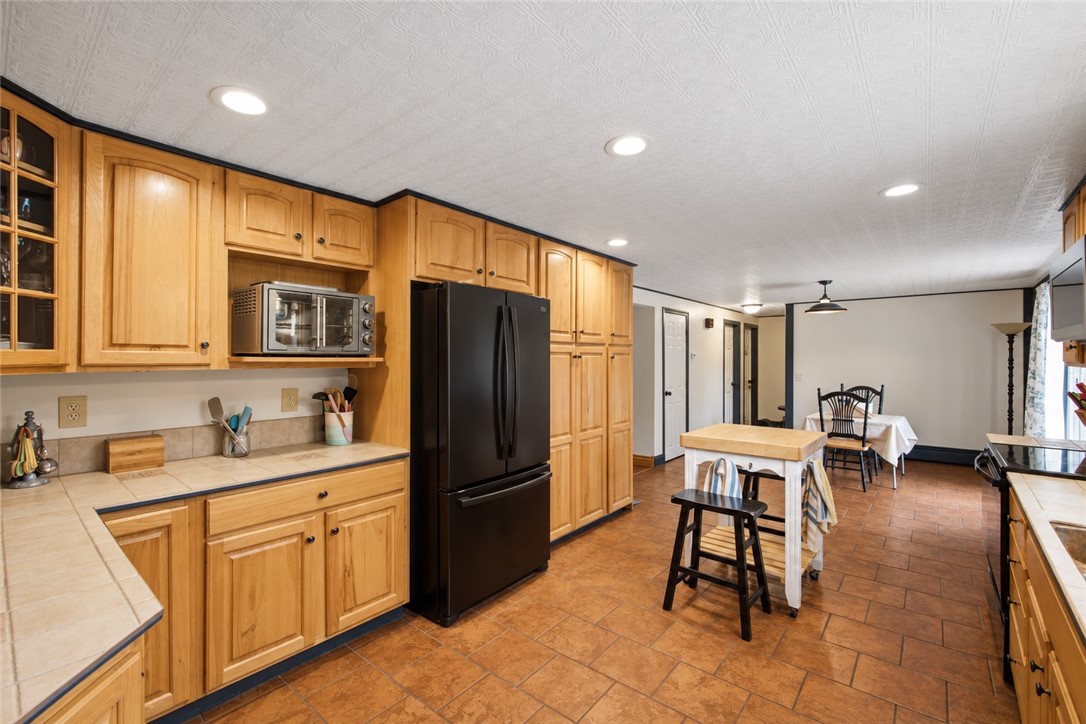 4 Anthony Road