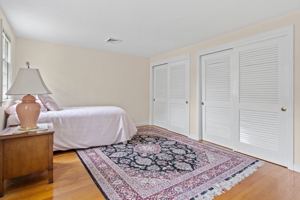 21 Stanford Dr