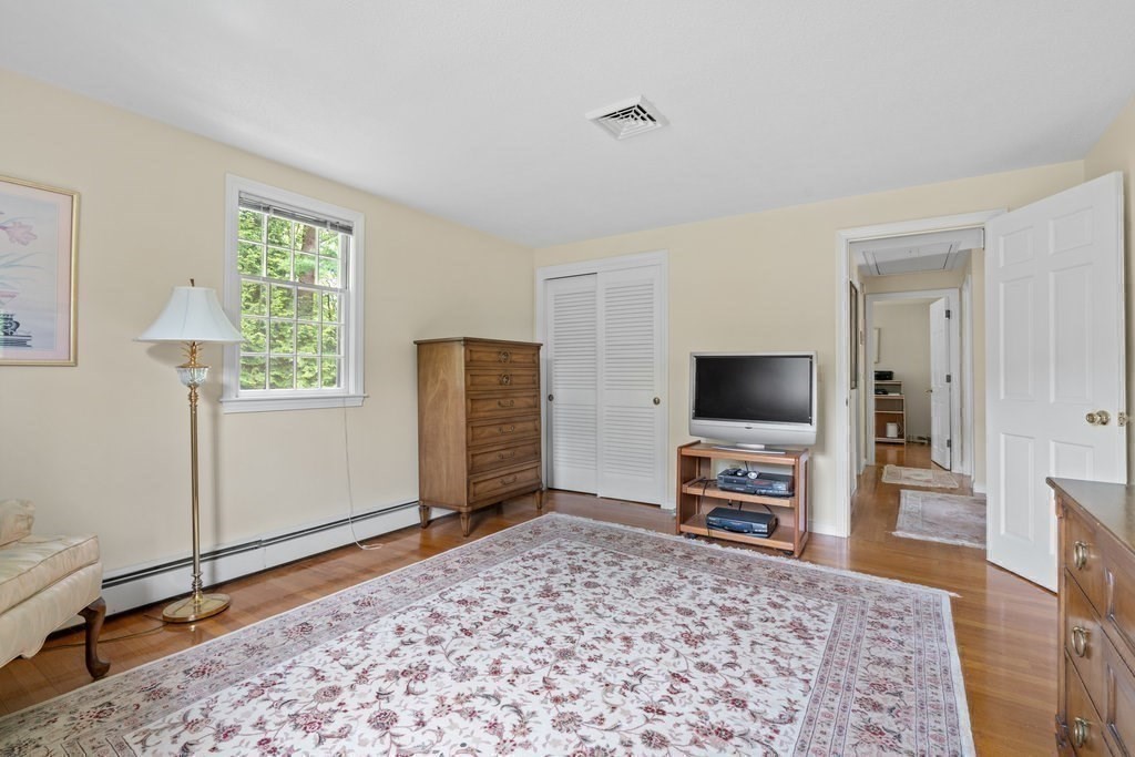 21 Stanford Dr