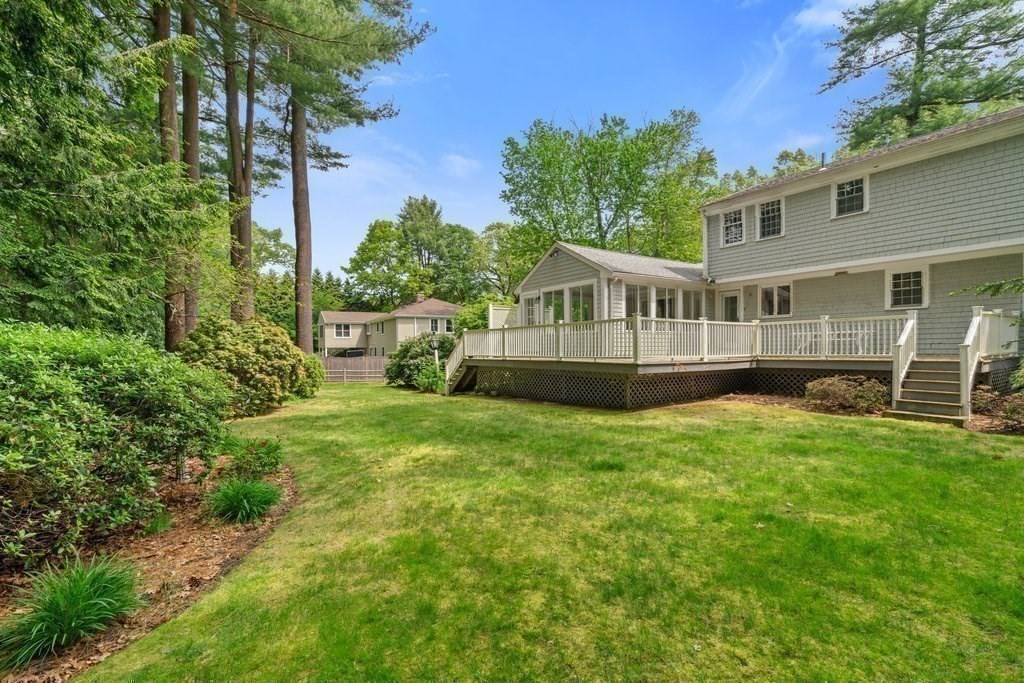 21 Stanford Dr