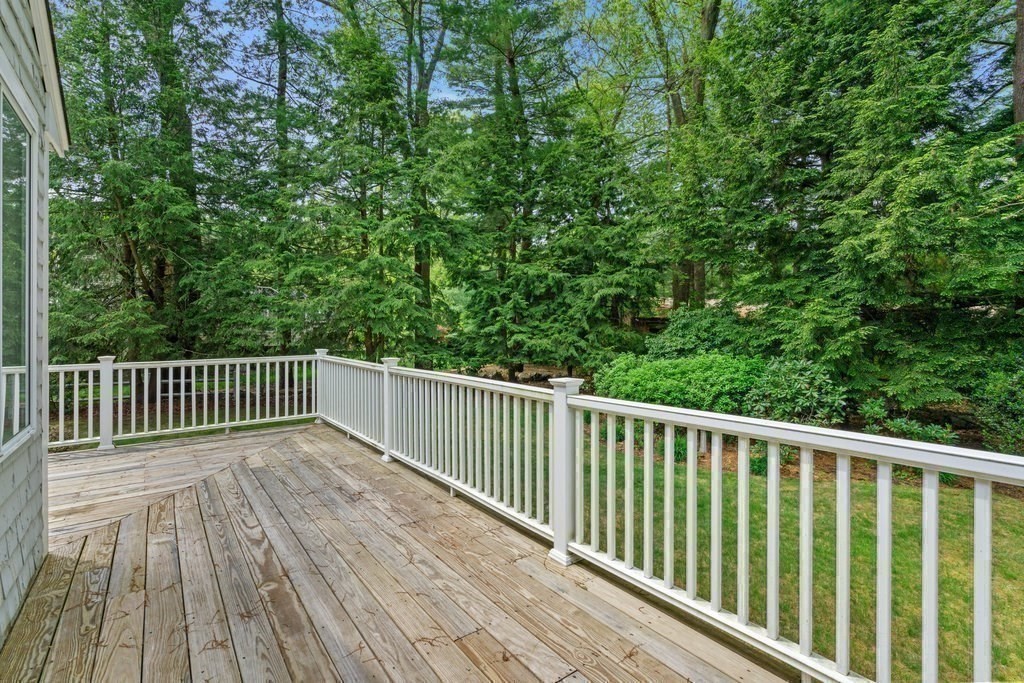 21 Stanford Dr