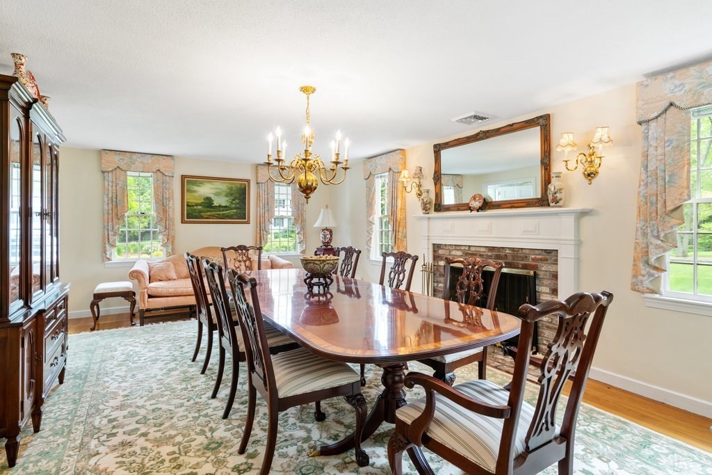 21 Stanford Dr