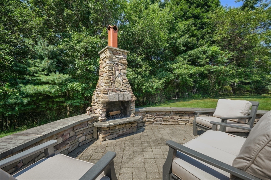 36 Maryknoll Dr