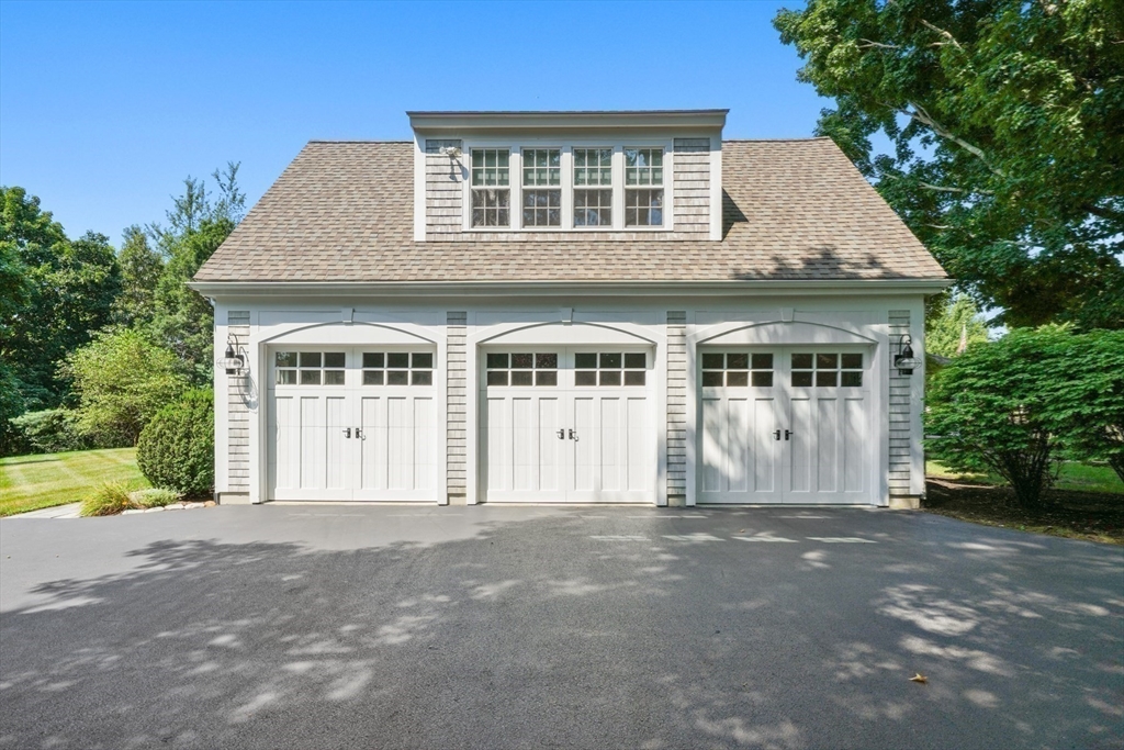 36 Maryknoll Dr