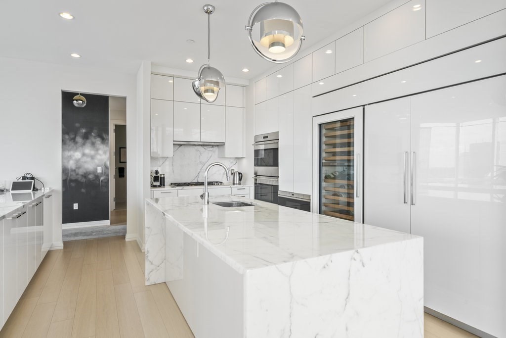 1 Franklin Street # 4906
