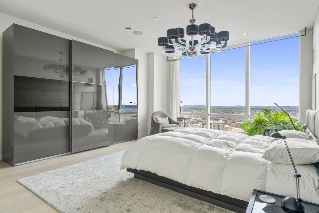 1 Franklin Street # 4906