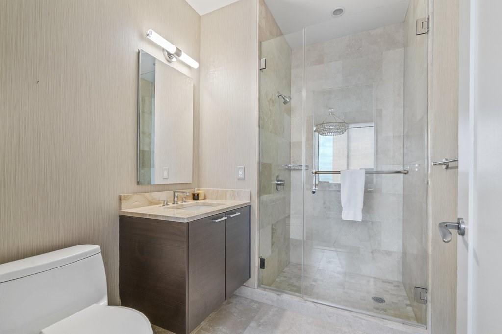 1 Franklin Street # 4906