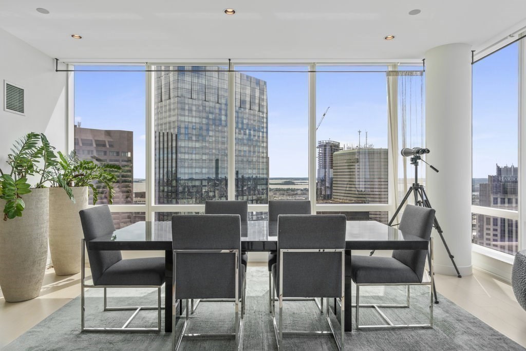 1 Franklin Street # 4906
