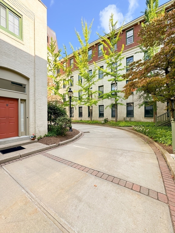 15 Higgins St. # 115