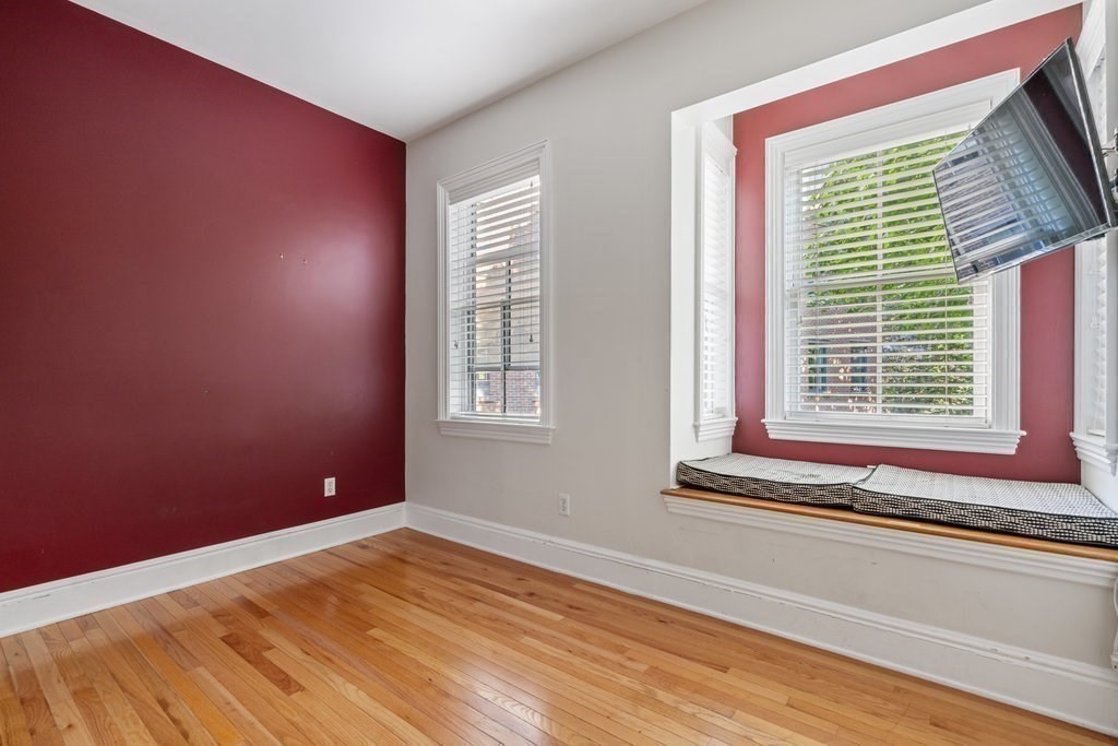358 Columbus Ave # 1