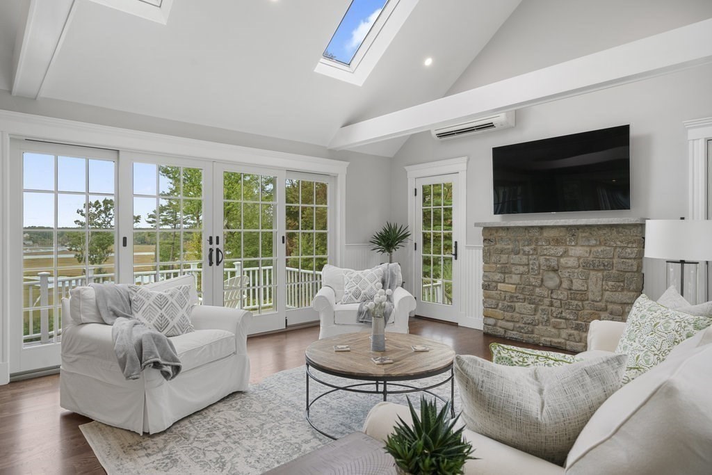 2 Cove Creek