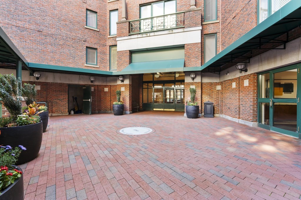 10 Rogers St # 507