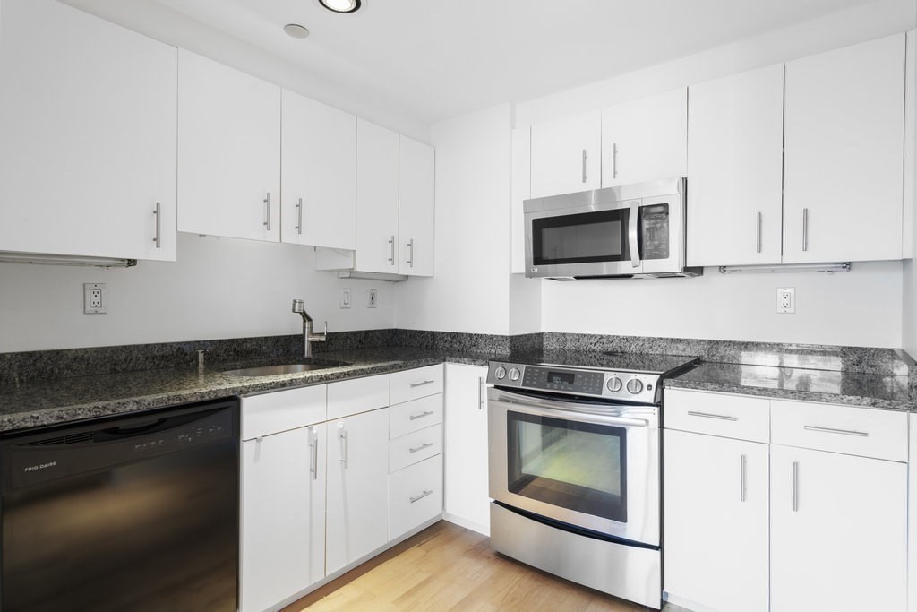 10 Rogers St # 507