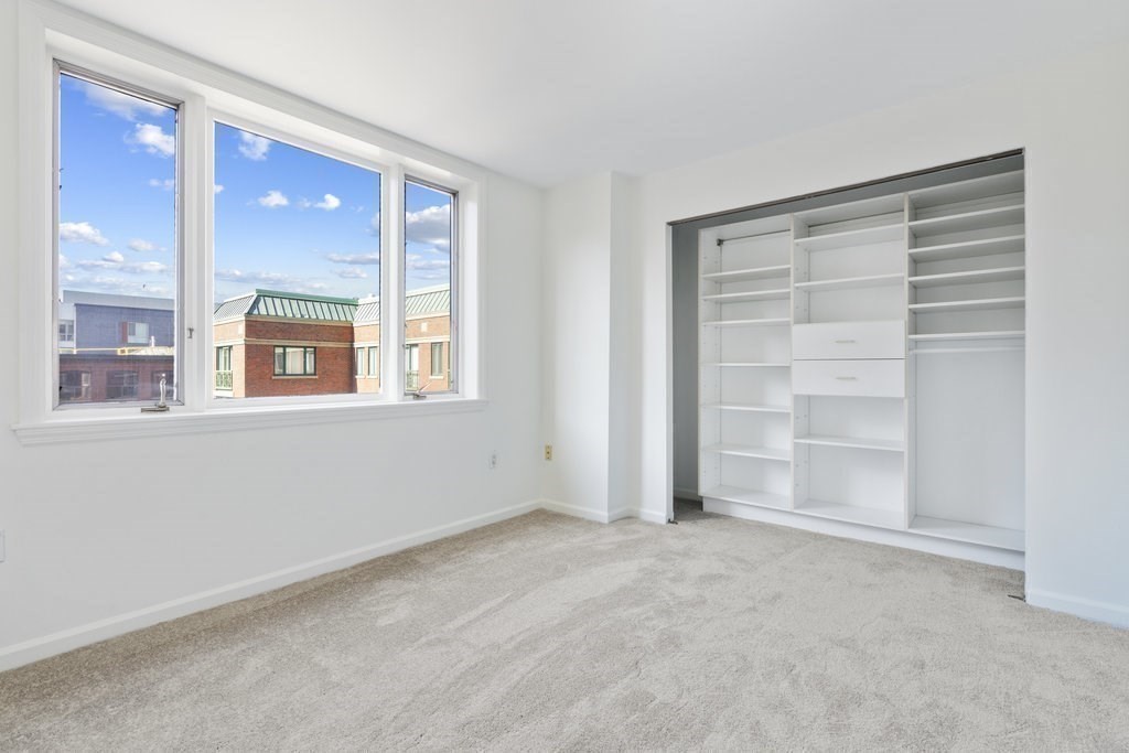 10 Rogers St # 507