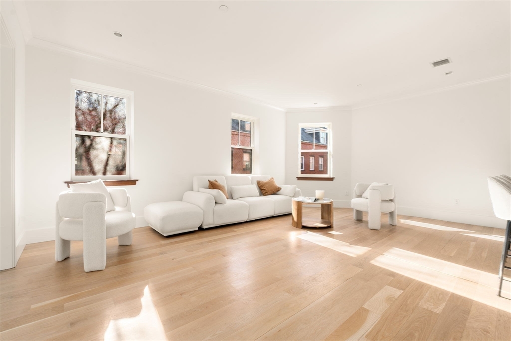 2A Milford St # 3