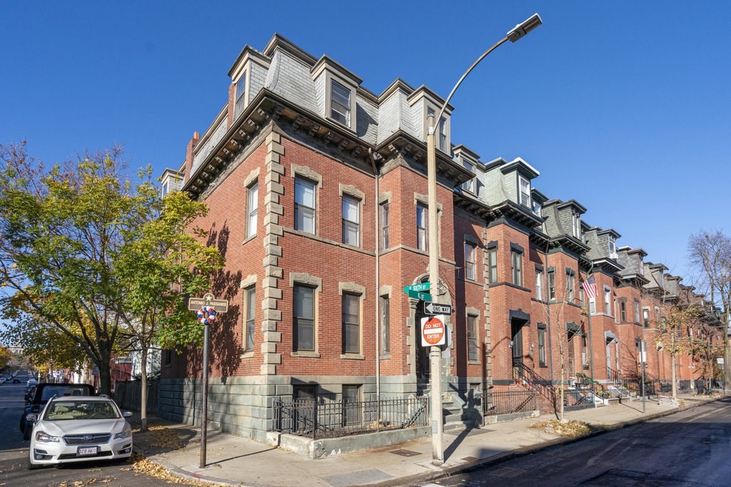 305 K Street