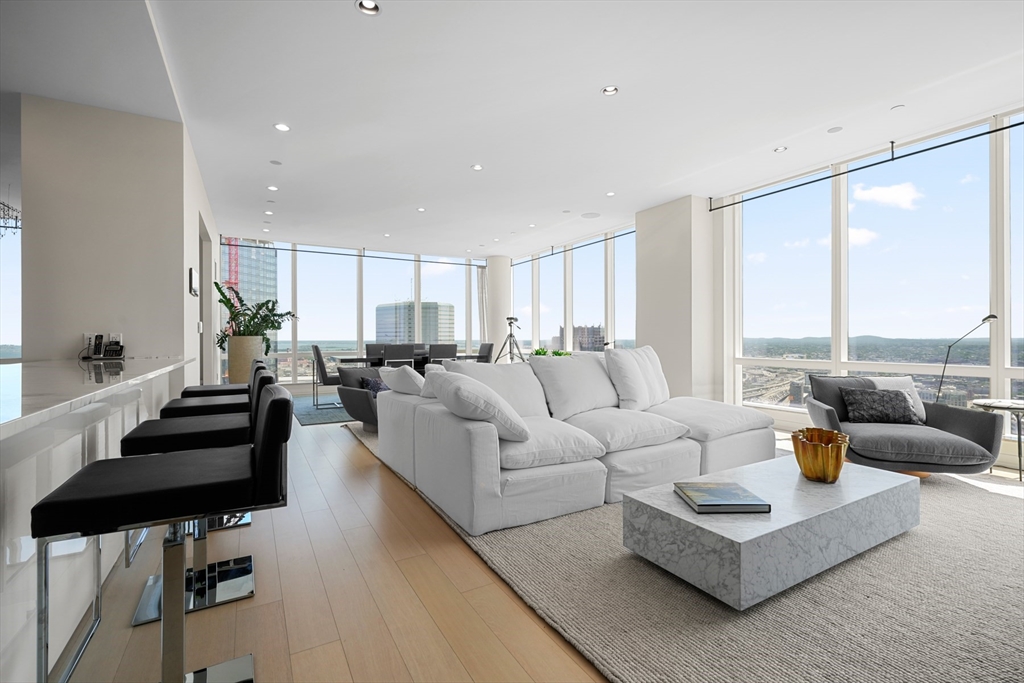 1 Franklin Street # 4906