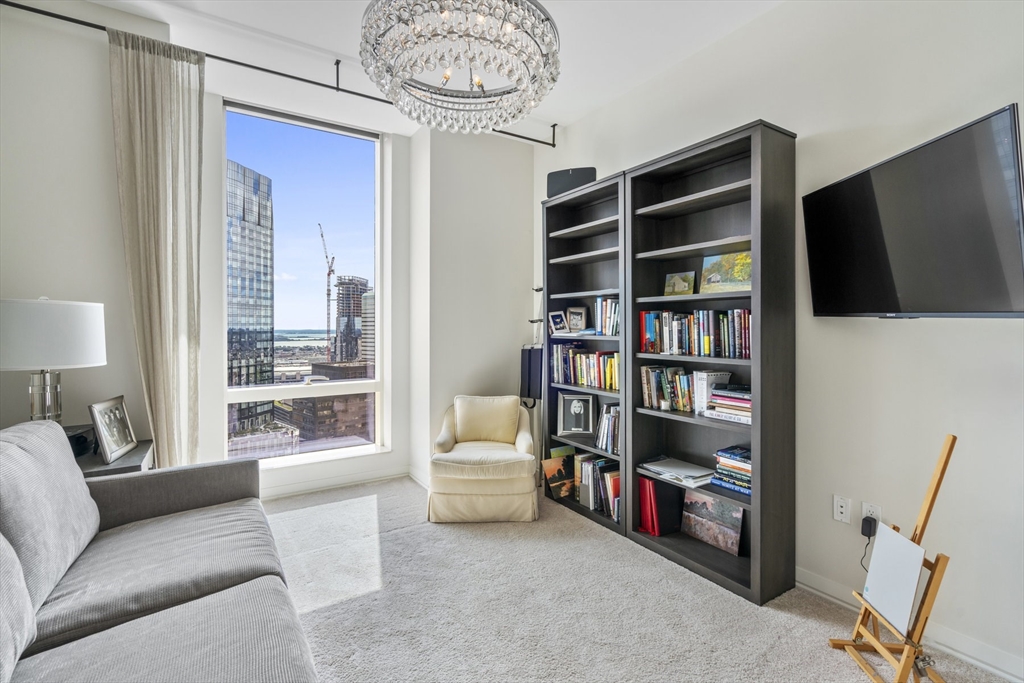 1 Franklin Street # 4906