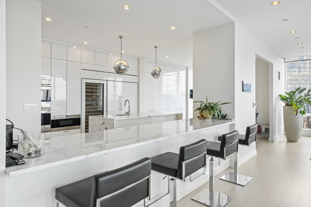 1 Franklin Street # 4906