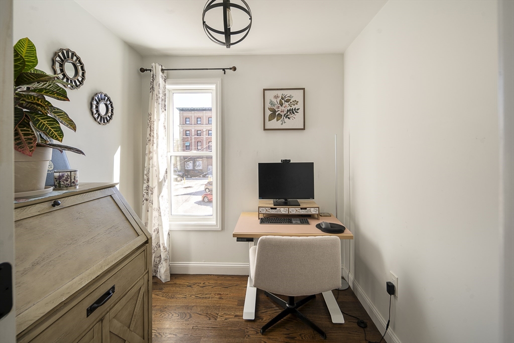 51 Havre St # 2
