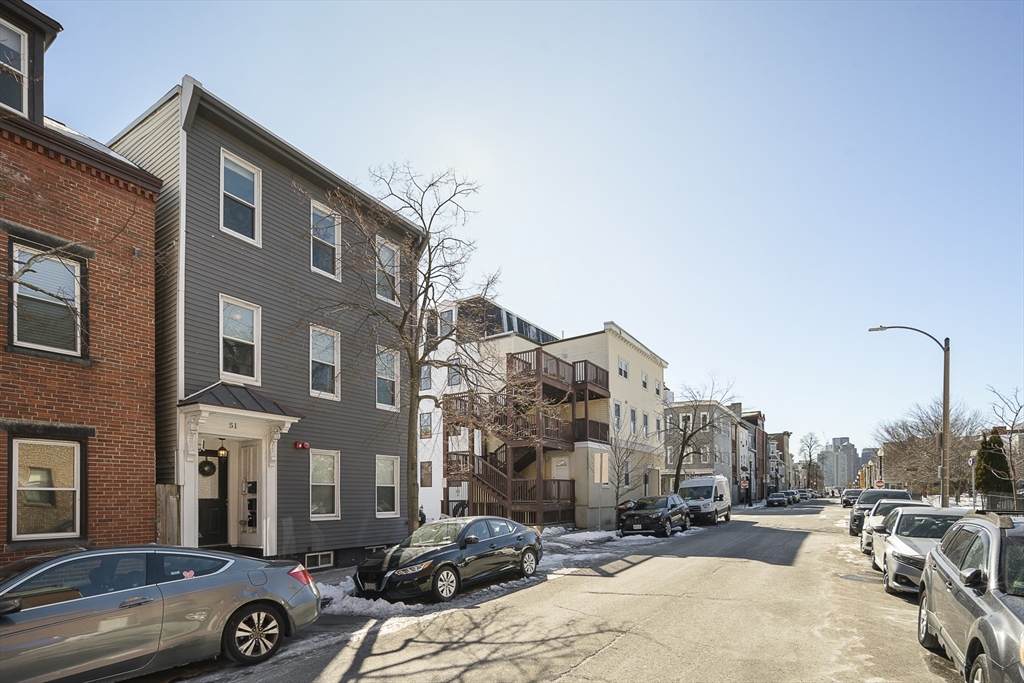 51 Havre St # 2