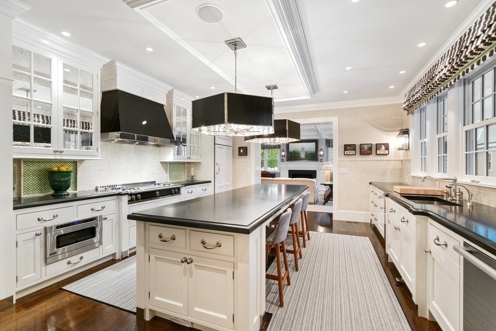 21 River Lane