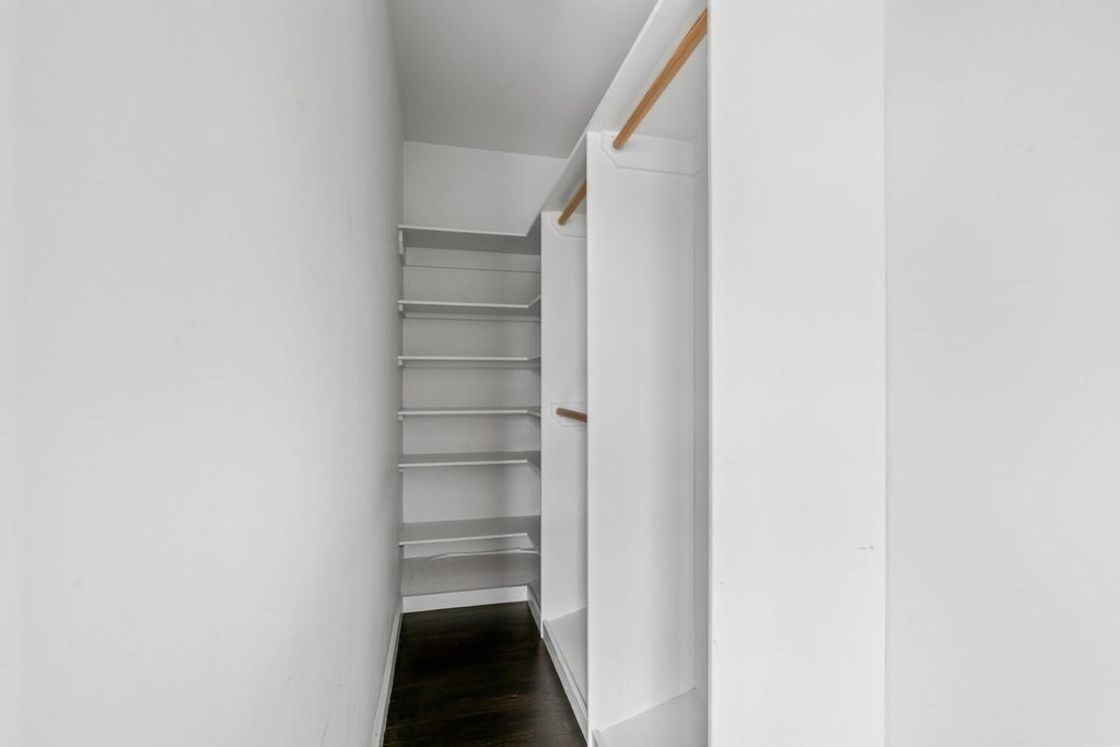 350 West 2nd St # 7