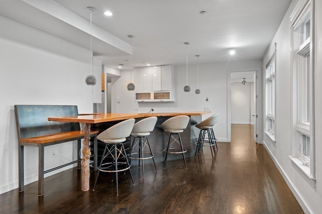 350 West 2nd St # 7