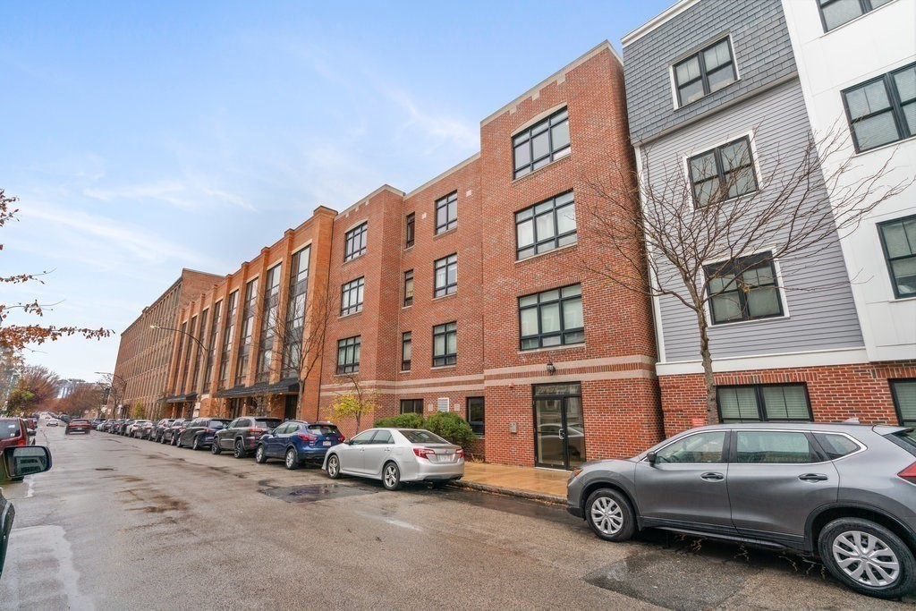 350 West 2nd St # 7