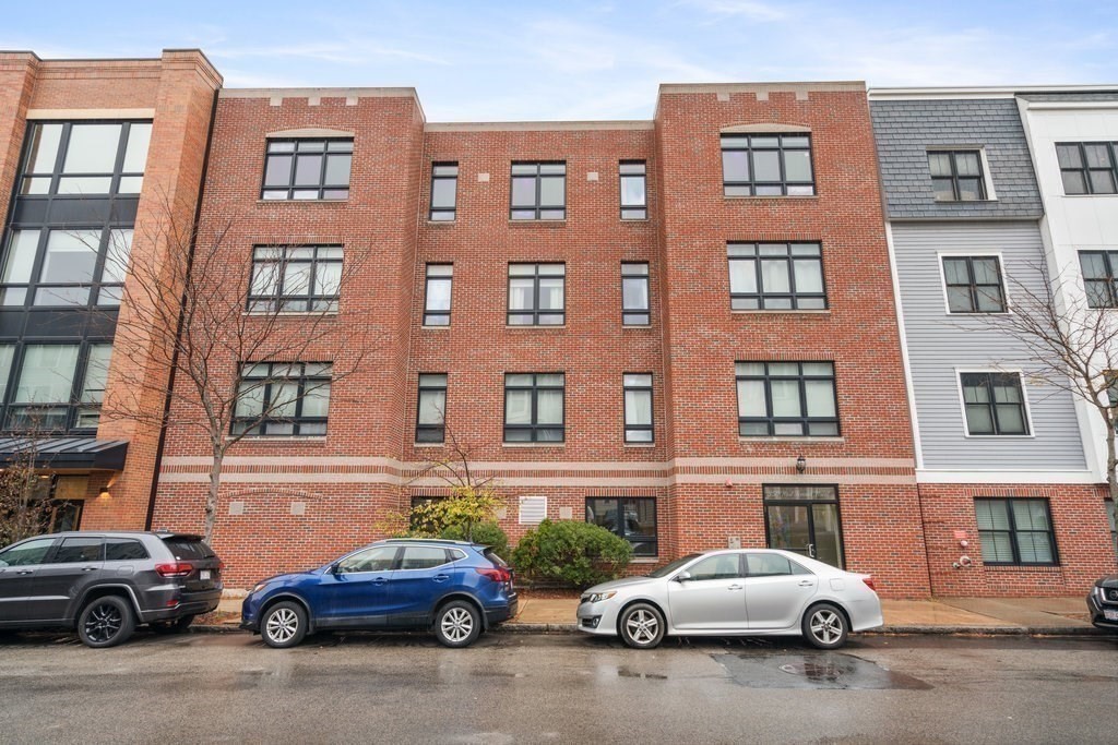 350 West 2nd St # 7