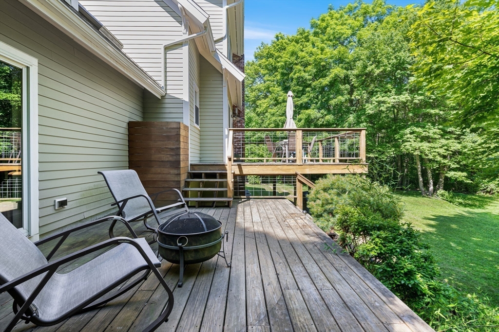 1080 Oakhill Ave, Attleboro