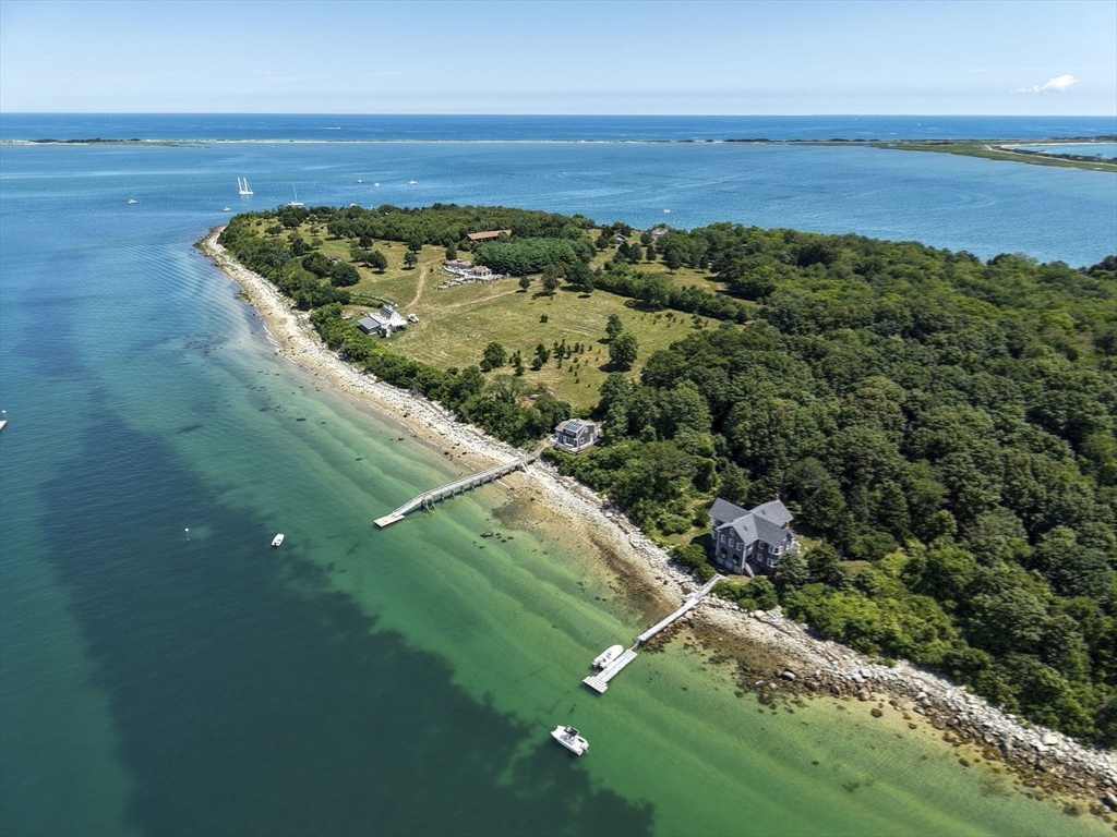 1 Clarks Island