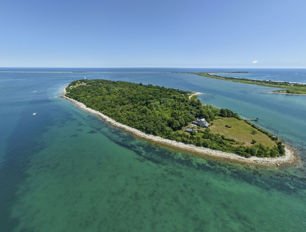 1 Clarks Island