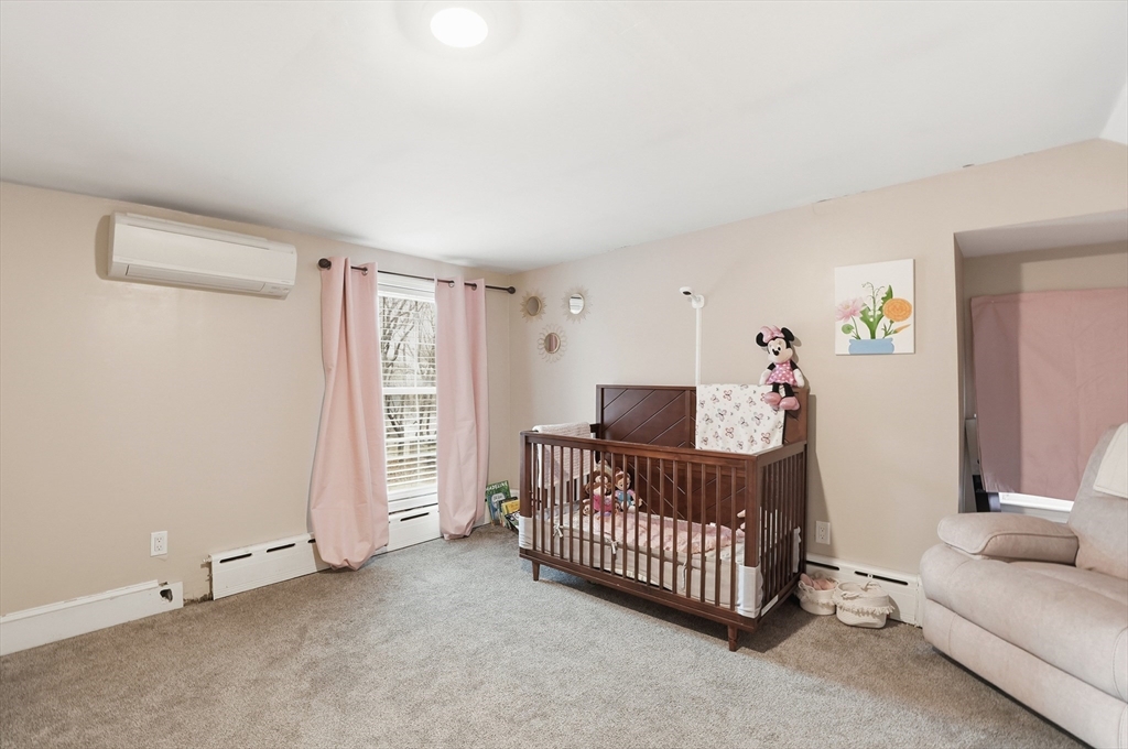 98 Cliffe Ave