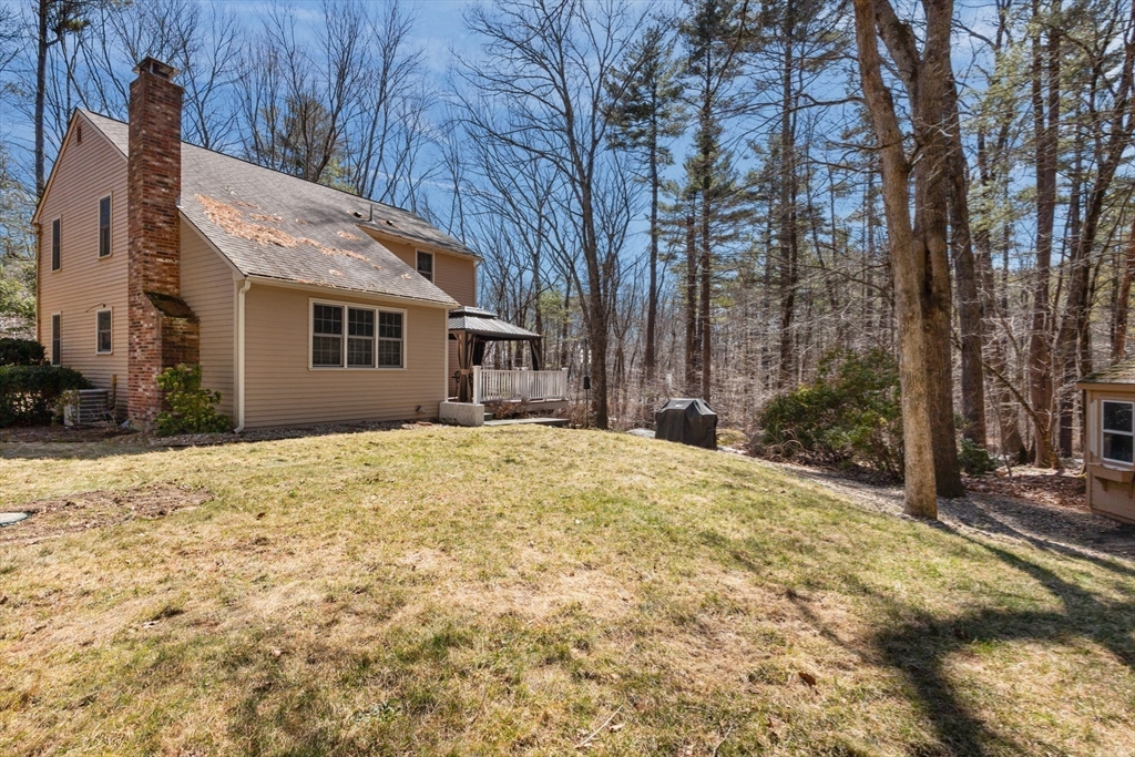 40 W Elm St