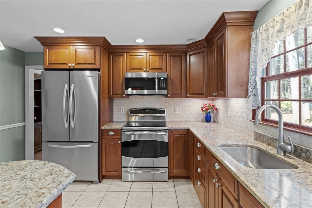40 W Elm St