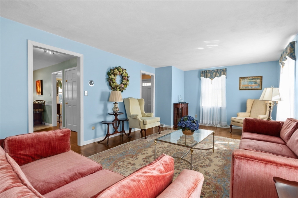 40 W Elm St