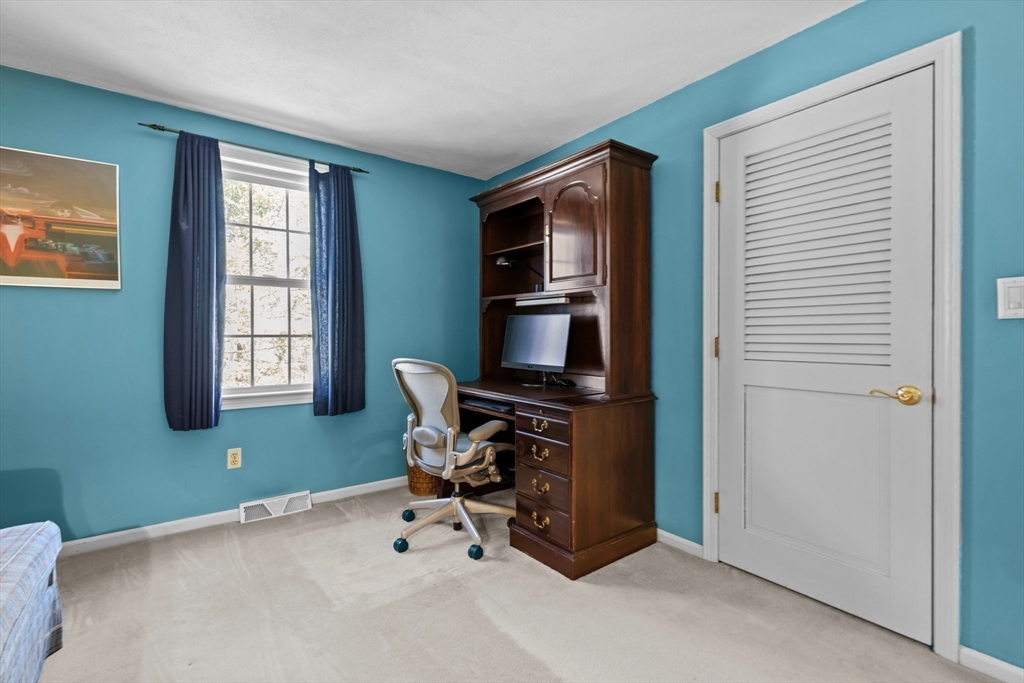 40 W Elm St