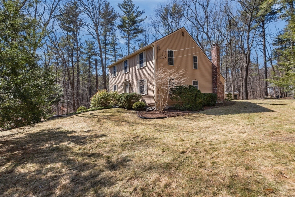 40 W Elm St