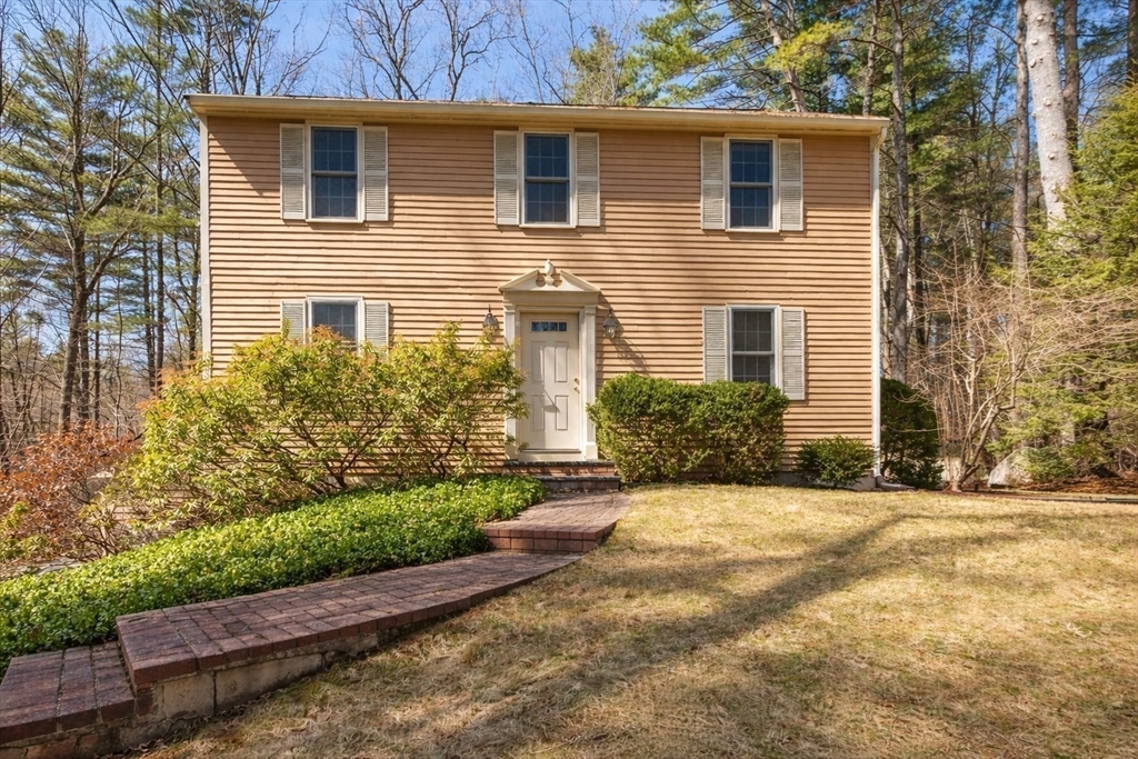 40 W Elm St