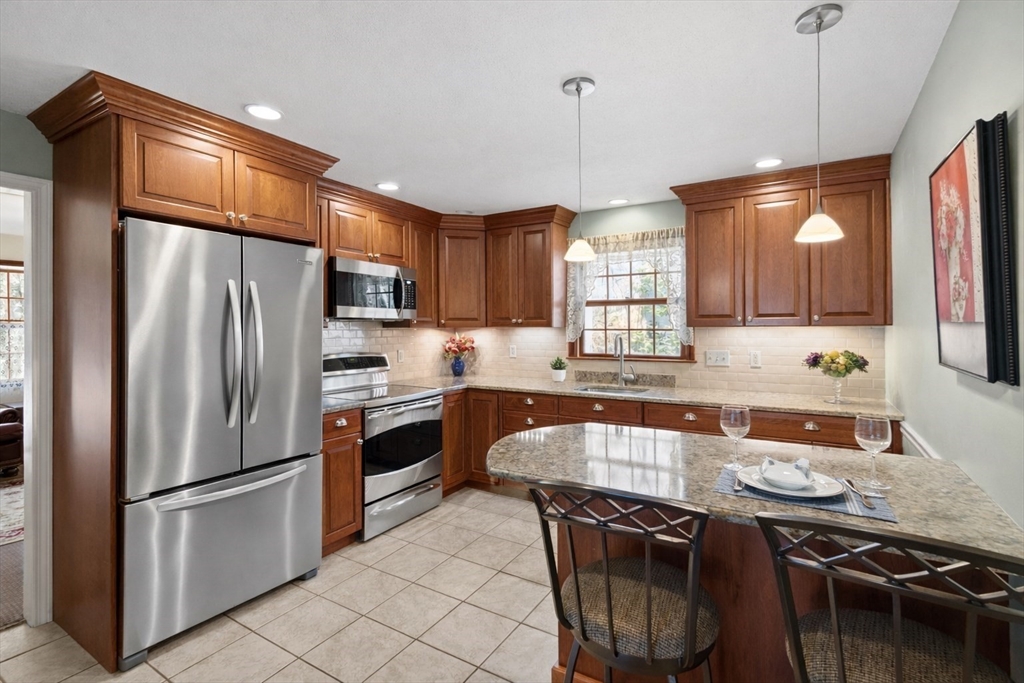 40 W Elm St