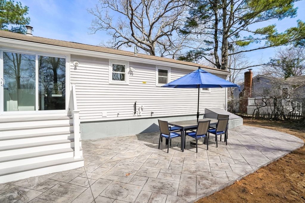 245 Careswell St