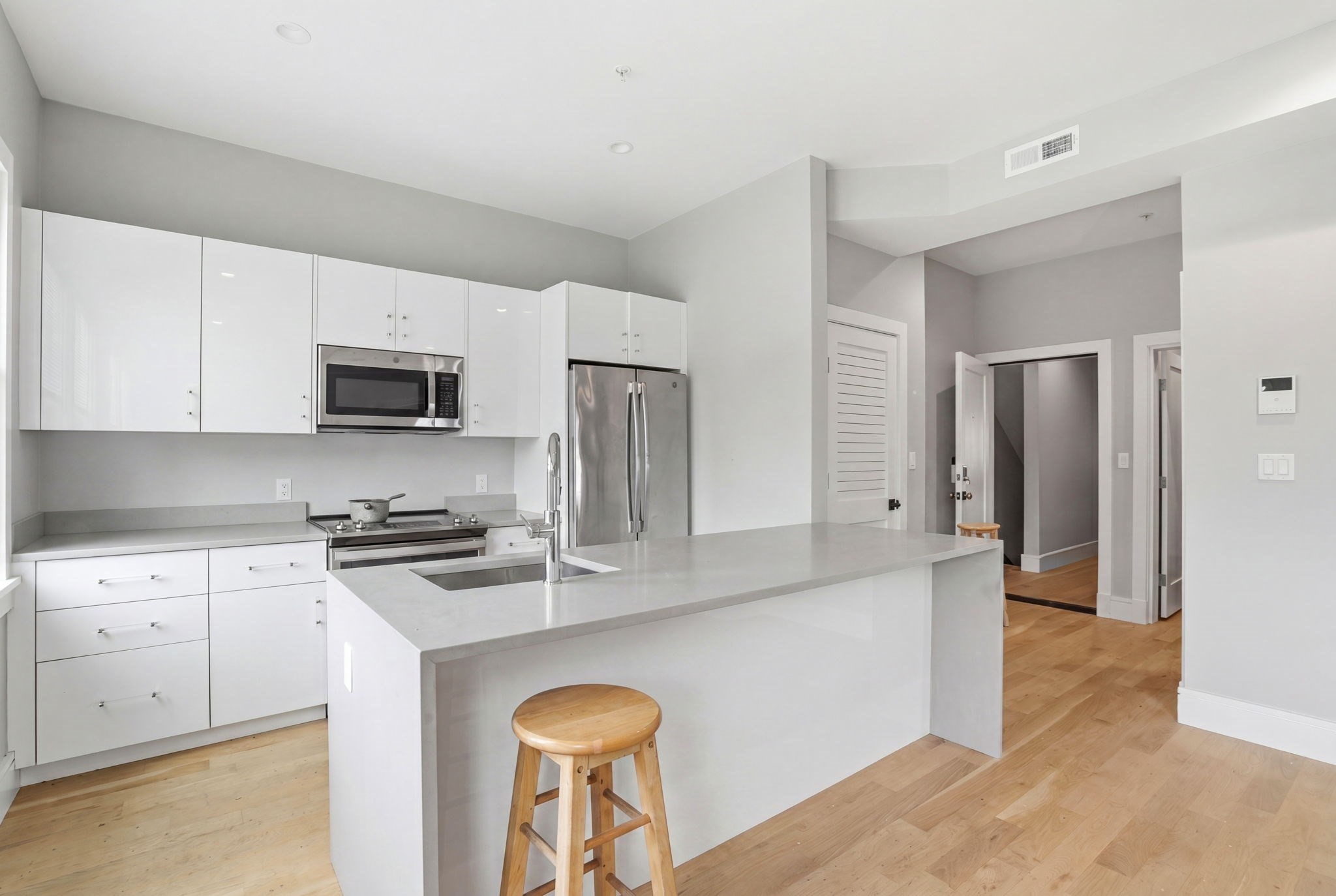 717-723 Centre St