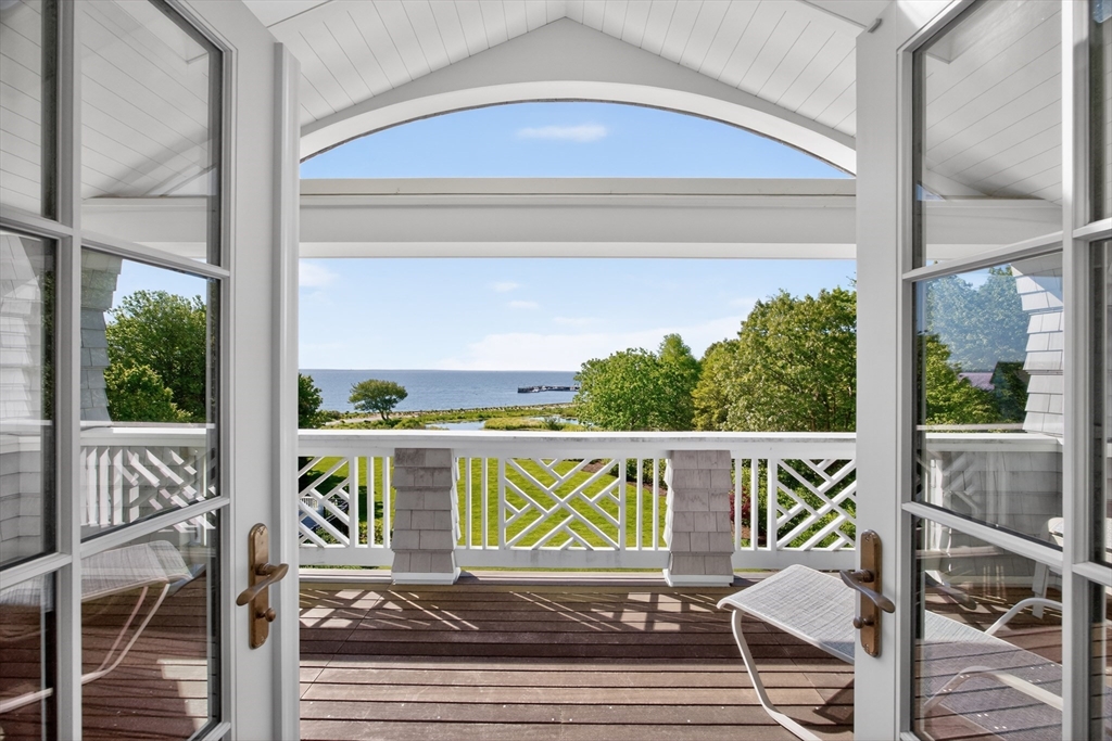 85 Moorings Rd