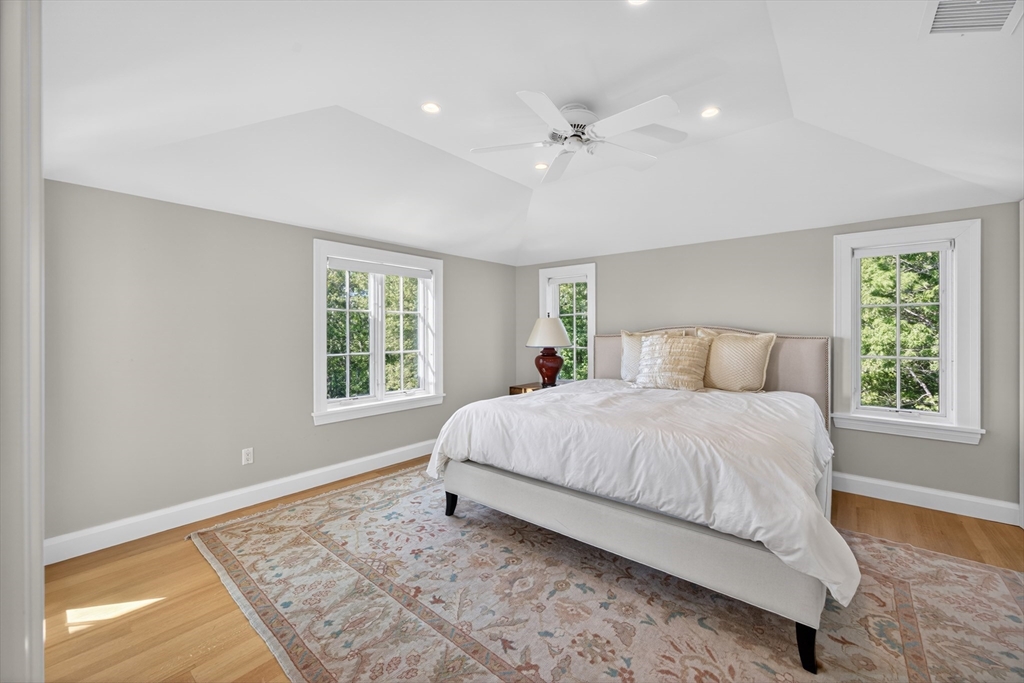 85 Moorings Rd