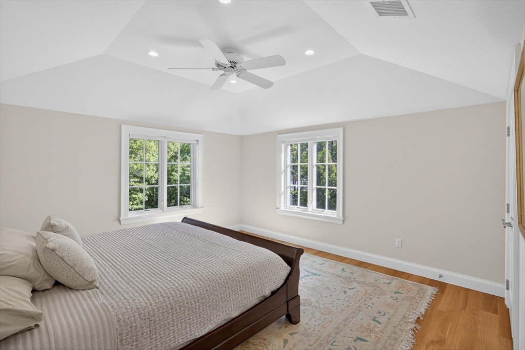 85 Moorings Rd