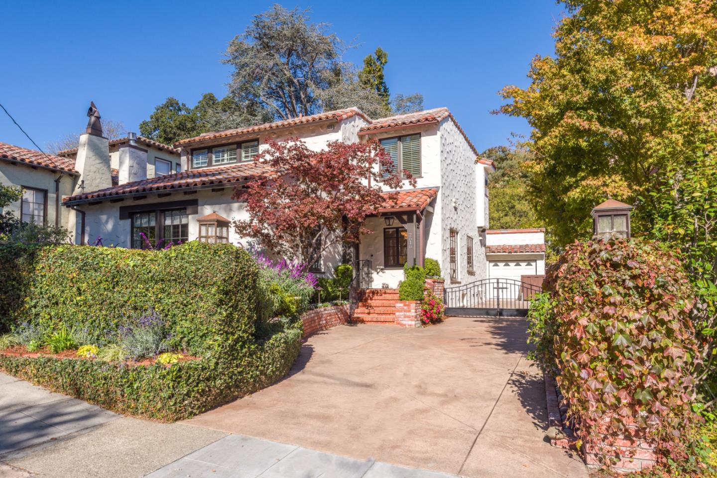 2616 Hale DR